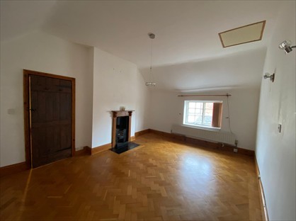 4 Bed Terraced House, Saracens Row, DE12
