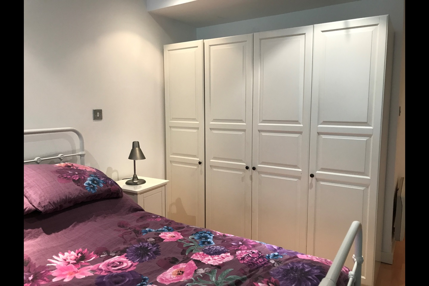 1 Bed Flat, Park Row, LS1 photo 2