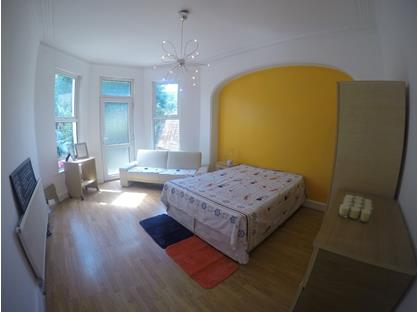 Room in a Shared House, Arcadian Gardens, N22