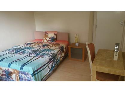 Room in a Shared Flat, Garden House, N2