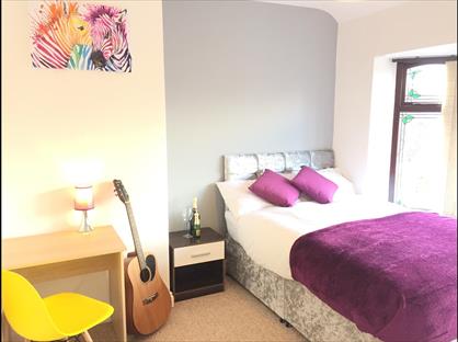 Room in a Shared House, Chesterton Grove, M43