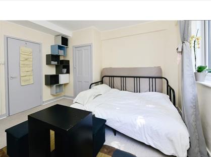 Studio Flat, Stansfeld House, SE1