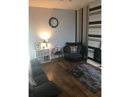 2 Bed Terraced House, Manor Road, WF2