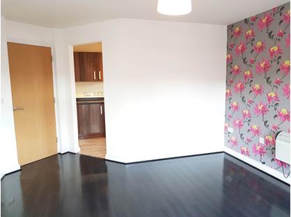 2 Bed Flat, Roberts Street, M30