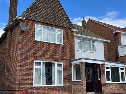 5 Bed Detached House, Green Farm Close, BR6