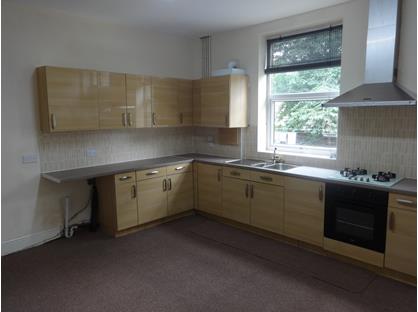 3 Bed Terraced House, Blackburn Place, WF17