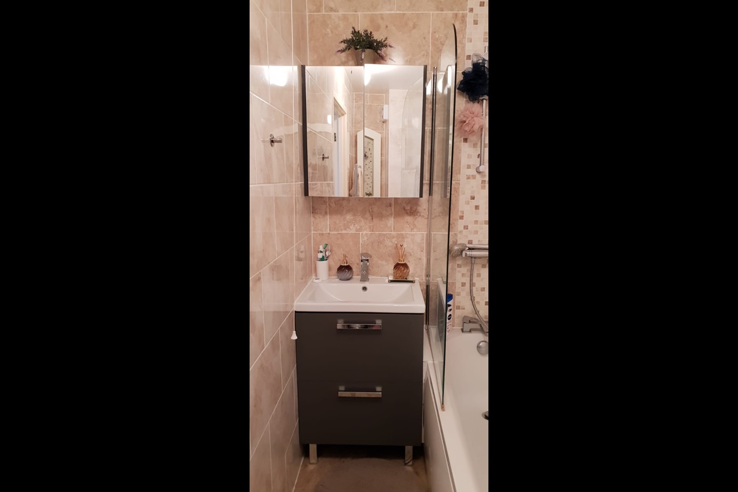 1 Bed Flat, Oxley Close, SE1 photo 3