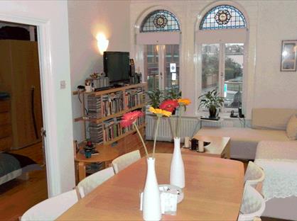 1 Bed Flat, Worple Road Mews, SW19
