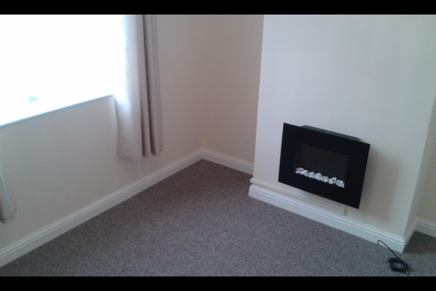 Additional image 3 of 2 Bed End Terrace, Smith St, S35, N1 7GU