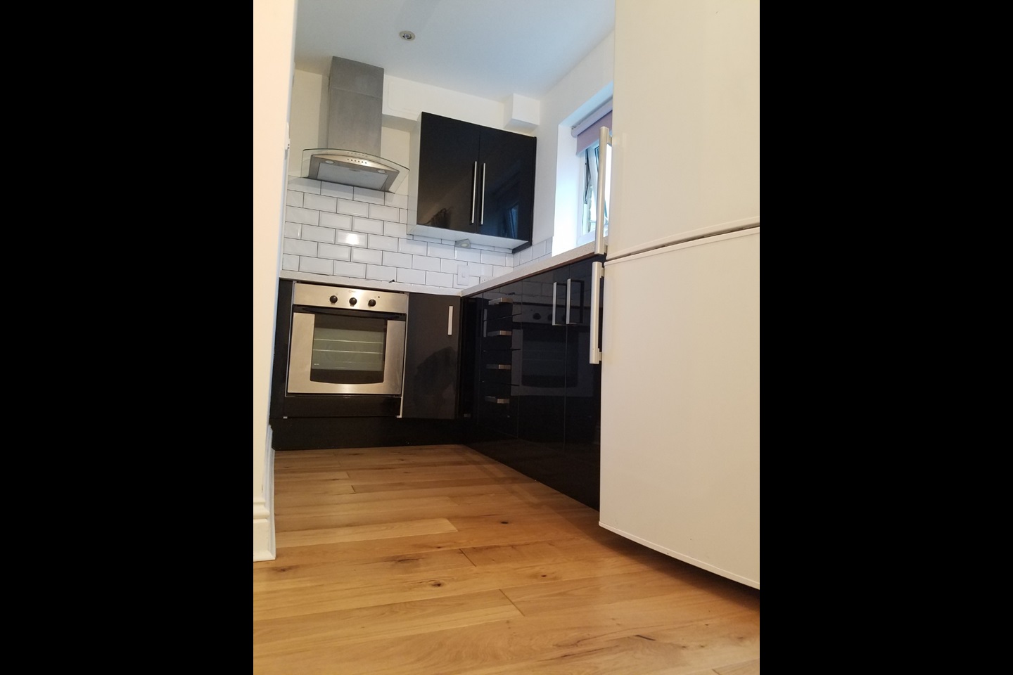 1 Bed Flat, Whiston Road, E2 photo 5