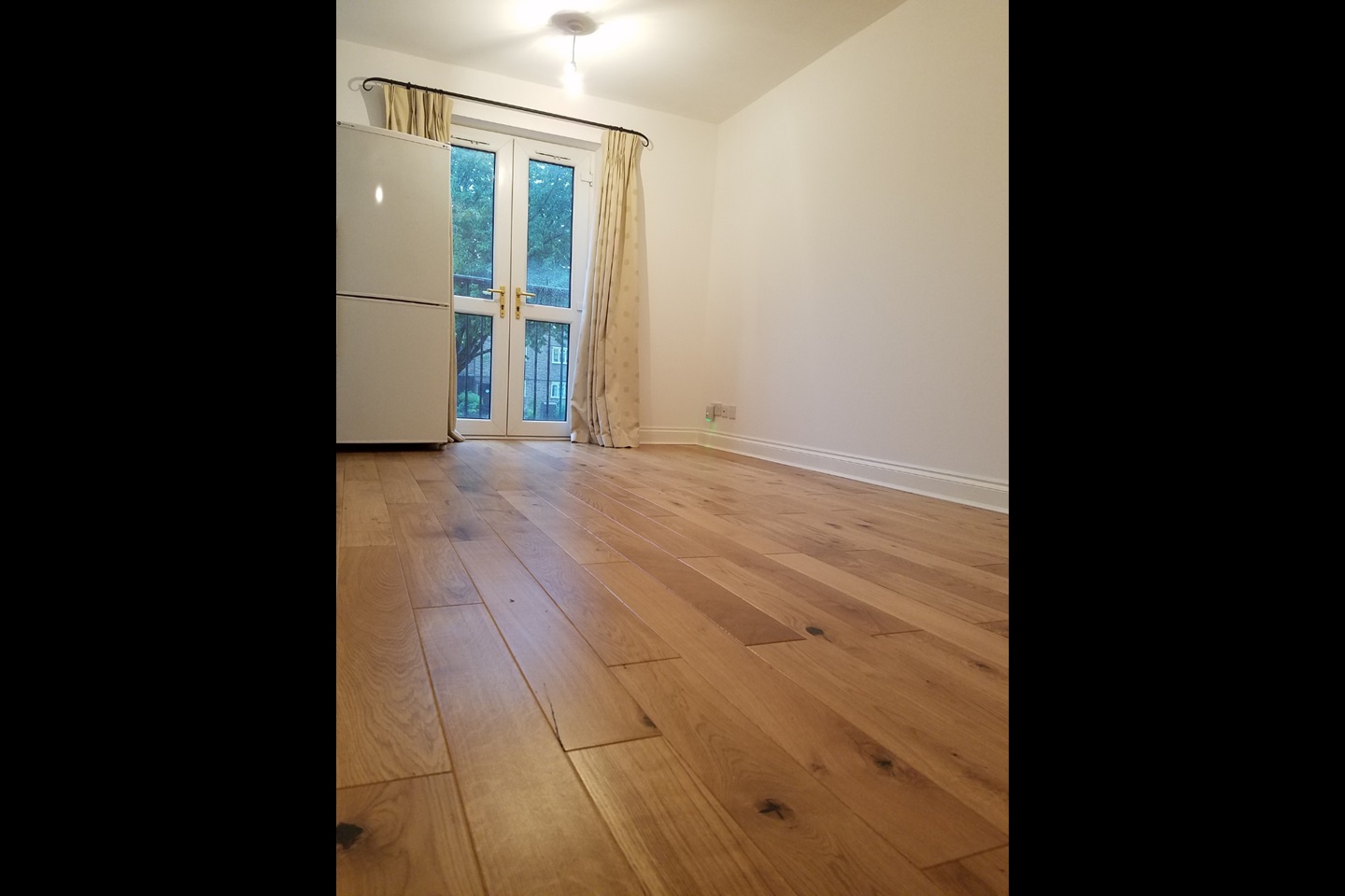 1 Bed Flat, Whiston Road, E2 photo 2