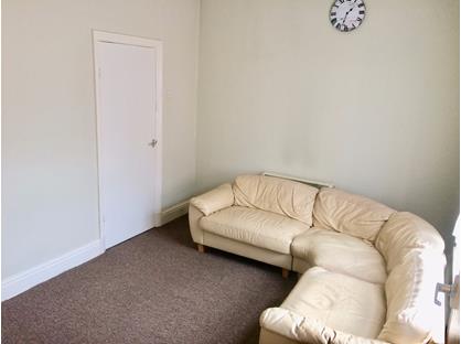 2 Bed Flat, Victoria Road, FY8
