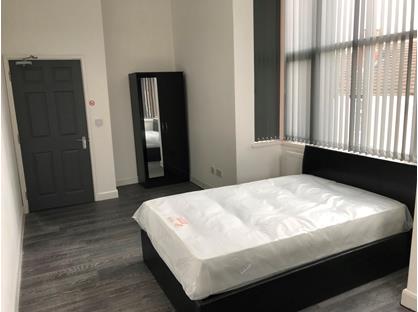 Room in a Shared House, Lime Street, WV3