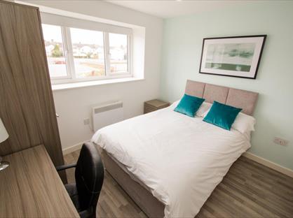 Studio Flat, Ratton Street, ST1