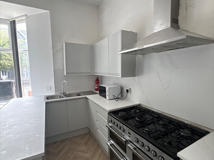 7 bed terraced house for rent in 7 Bed End Terrace, Walter Road, SA1
