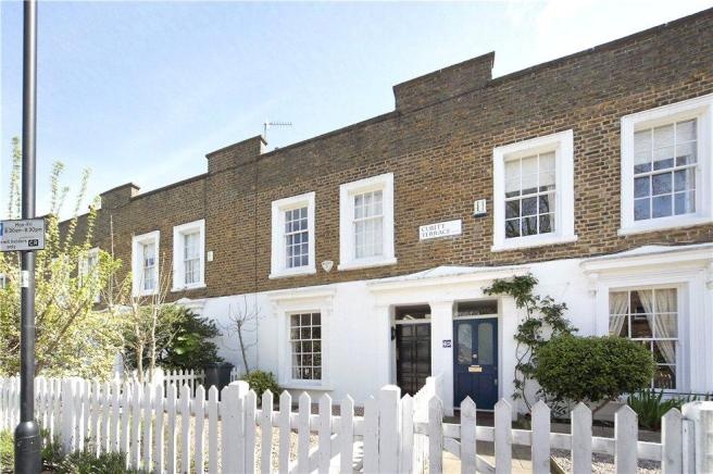 2 Bed Terraced House, Cubitt Terrace, SW4