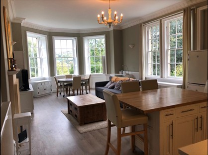 1 Bed Flat, Belvedere, BA1