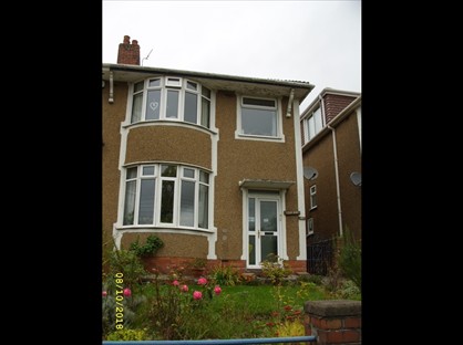 3 Bed Semi-Detached House, Pengam Road, CF82