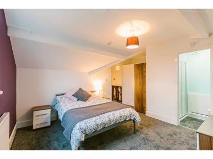 Room in a Shared House, Station Road, WF17