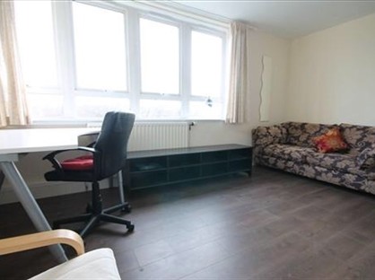 2 Bed Flat, Shield Street, NE2