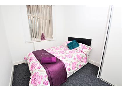 Room in a Shared House, Clifton Street, TS1