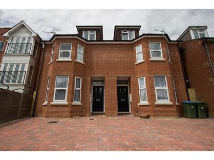 6 Bed Semi-Detached House, Osborne Road North, SO17