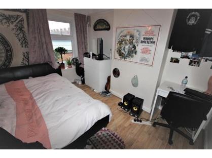 Room in a Shared House, Holmesdale Street, CF11