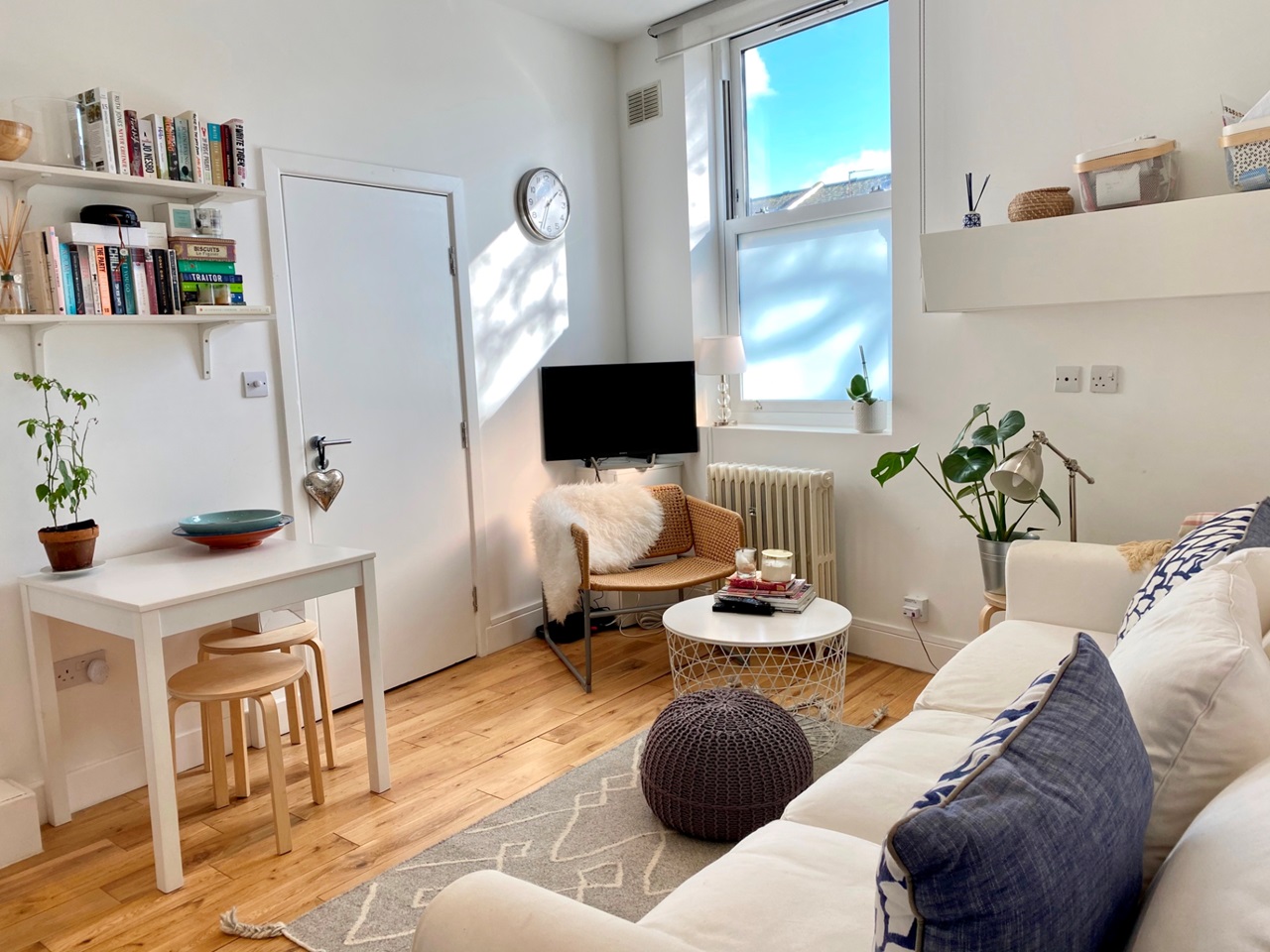 London 1 Bed Flat, Maxted Road, SE15 To Rent Now for £1,500.00 p/m