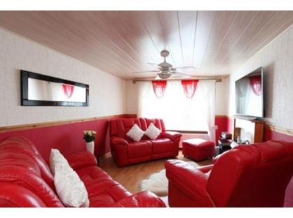 2 Bed Flat, Dundas Street, FK3