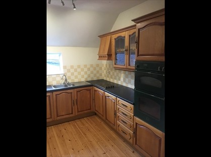 2 Bed Flat, Central Court, LL11