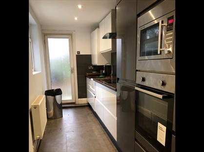 3 Bed Flat, Ground Floor With Garden, N16