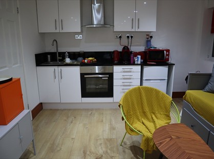 2 Bed Flat, Endsleigh Road, MK42