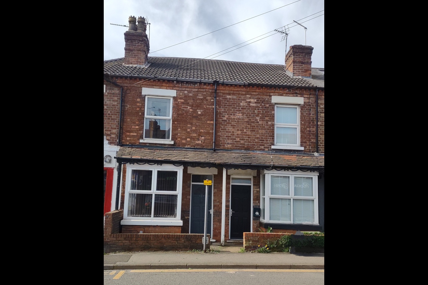 2 Bed Terraced House, Wollaton Road, NG9