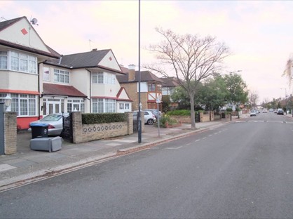 4 Bed Semi-Detached House, Mount Pleasant Road, NW10