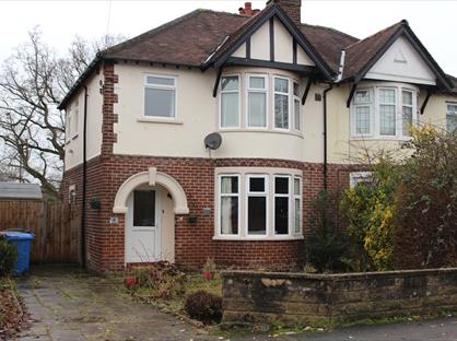 3 Bed Semi-Detached House, Ash Grove, SK8