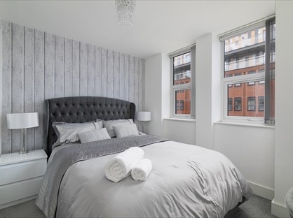 2 Bed Flat, Mercury Gardens, RM1