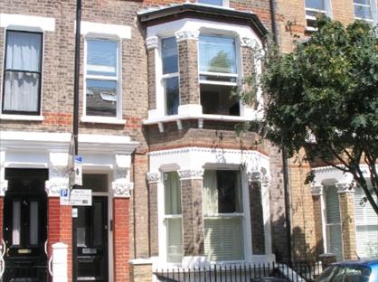 3 Bed Flat, St. Luke's Avenue, SW4