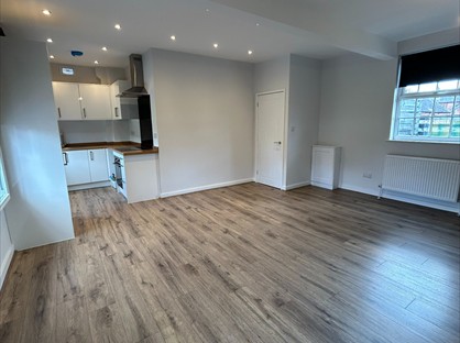 1 Bed Flat, Union Passage, LE65