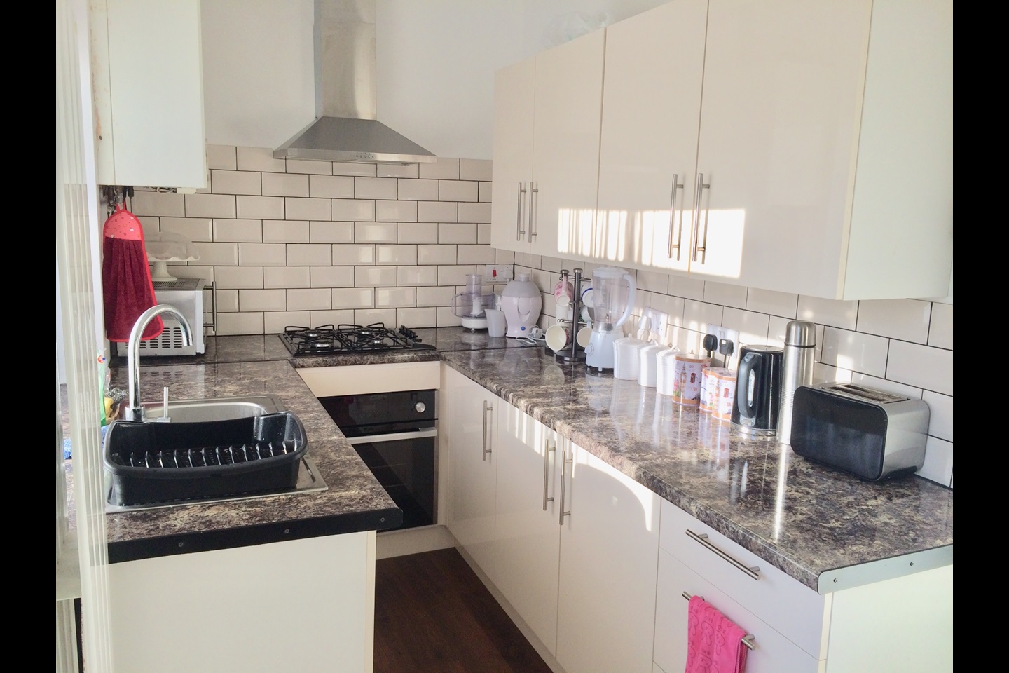 Sheffield 2 Bed Terraced House, Stannington View Road, S10 To Rent