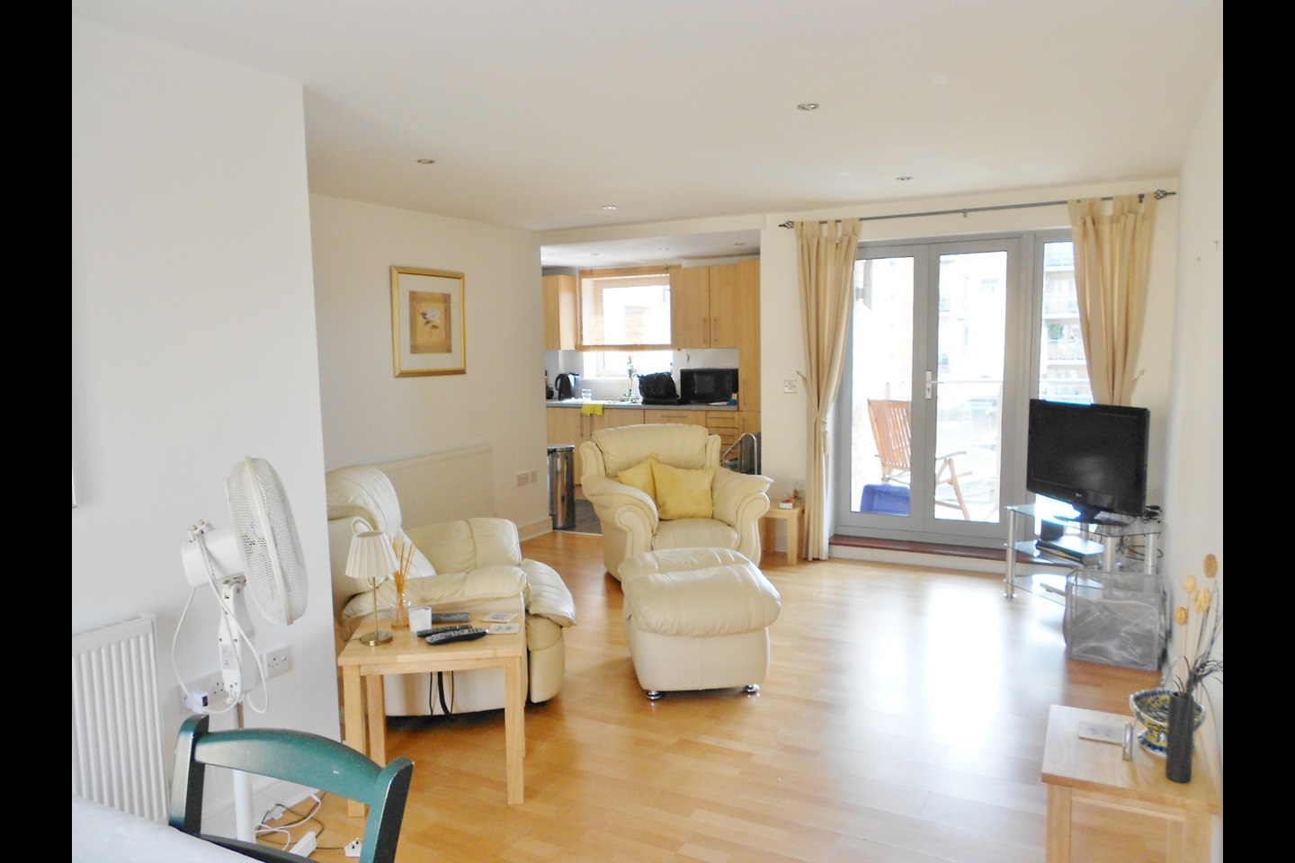 Chelmsford - 2 Bed Flat, Lockside Marina, CM2 - To Rent Now for £1,550. ...