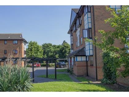 1 Bed Flat, Cabin Leas, LE11