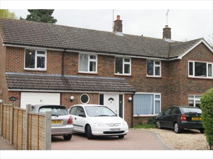 Room in a Shared House, The Green, RG12