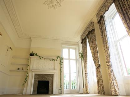 2 Bed Flat, Highlands, BR1