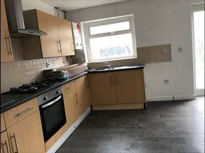 4 Bed Semi-Detached House, Levens Walk, WN5