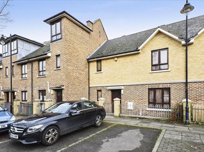 3 Bed Terraced House, Birch Grove, E11