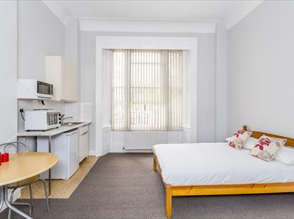 Studio Flat, Talbot Square, W2