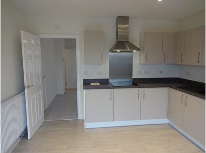 3 Bed Terraced House, Magnolia Avenue, CV21