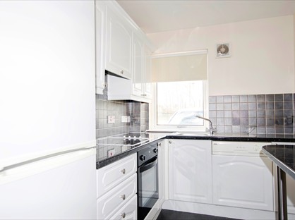2 Bed Flat, Ashgrove Square, IV30