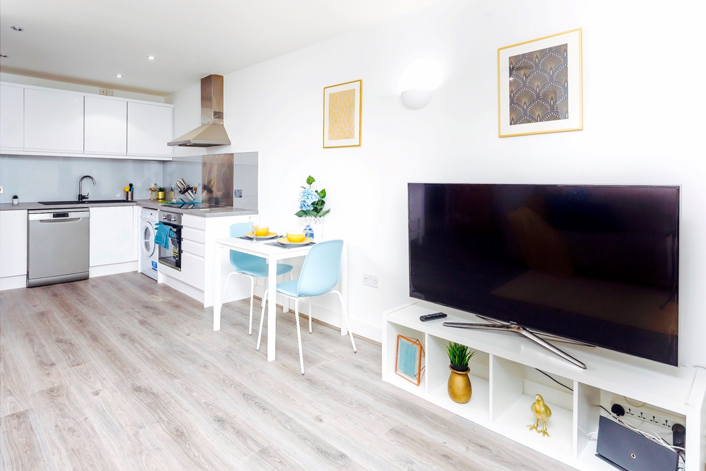 Additional image 3 of 1 Bed Flat, Channel Way, SO14, N1 7GU