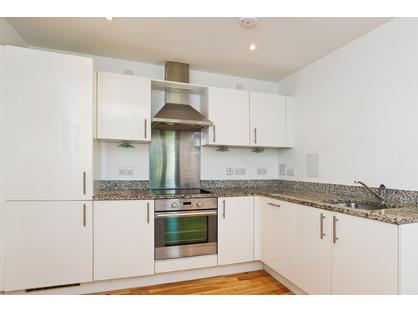 1 Bed Flat, Amisha Court, SE1